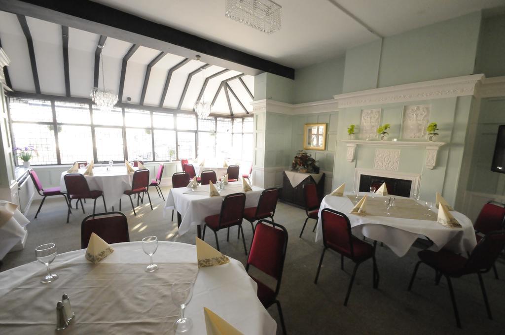 Royal Oak Hotel Hawkhurst Extérieur photo