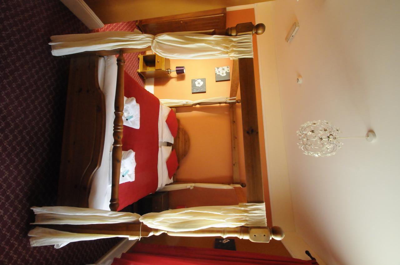 Royal Oak Hotel Hawkhurst Extérieur photo