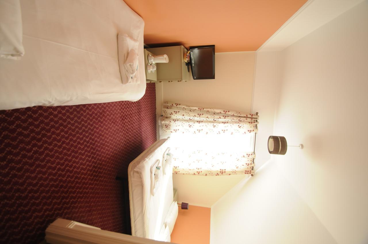 Royal Oak Hotel Hawkhurst Extérieur photo